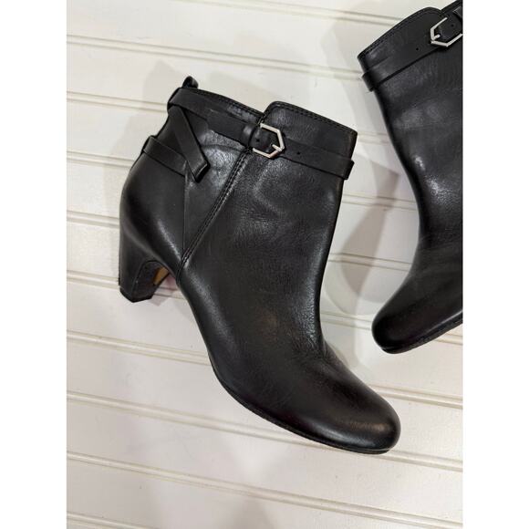 Sam Edelman Maddox Ankle Boots in Black - Picture 4 of 5